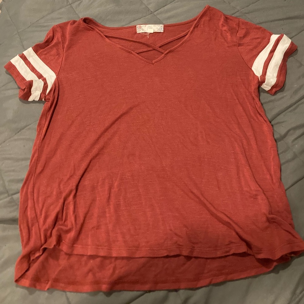 Womens red short sleeve tee